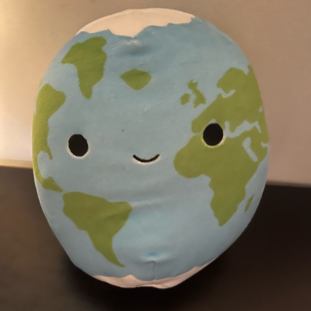 SQUISHMALLOW - Roman the Earth - 7”